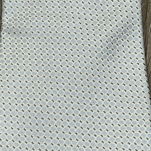 Brioni Tie 100% Silk Made in Italy Subtle Geometric Business Power Tie EUC Lux - Picture 5 of 12